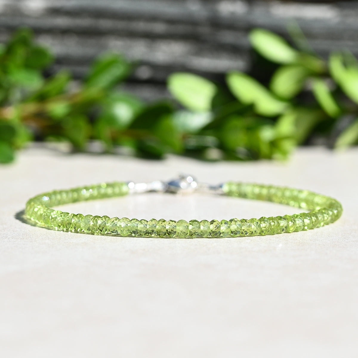 August Birthstone Beaded Bracelet - Peridot