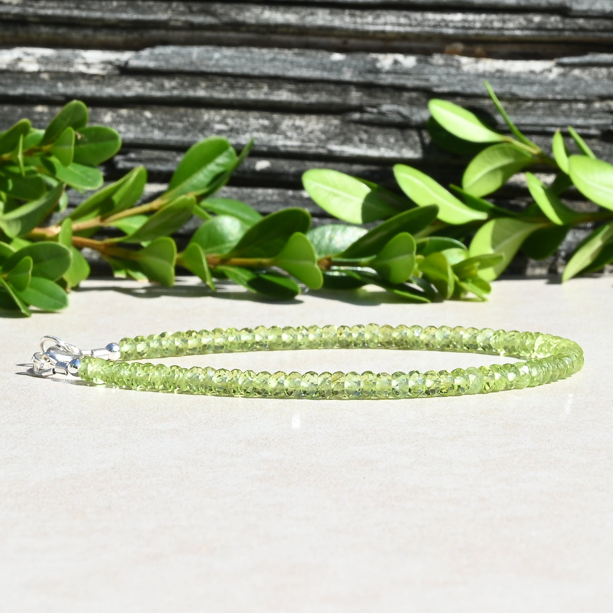 August Birthstone Beaded Bracelet - Peridot