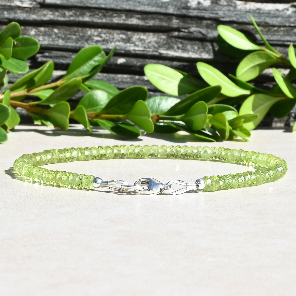 August Birthstone Beaded Bracelet - Peridot