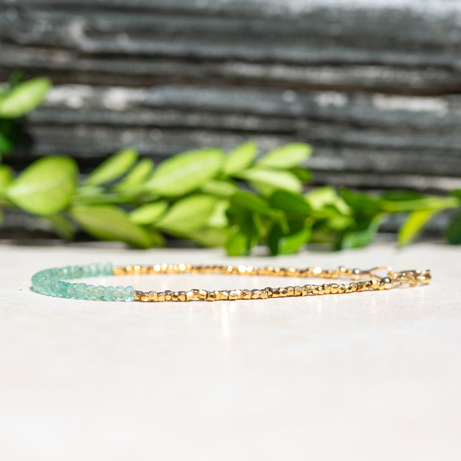 Emerald & Gold Beaded Birthstone Bracelet