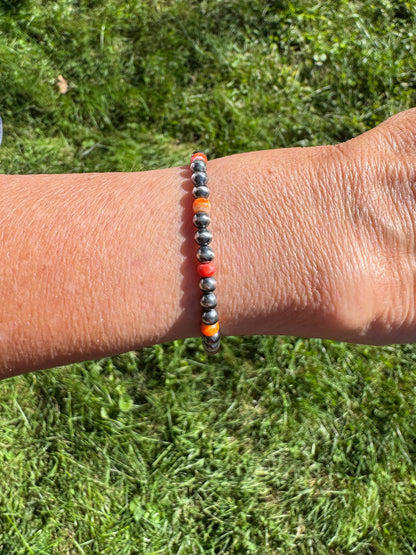 Sterling Silver Navajo Style Pearl and Spiny Oyster Bracelet