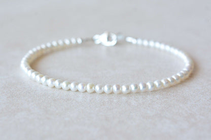 Stunning Freshwater Pearl Bracelet with Silver or Gold Clasp