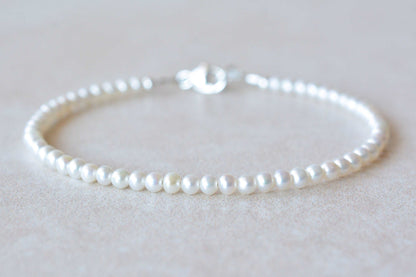 Stunning Freshwater Pearl Bracelet with Silver or Gold Clasp