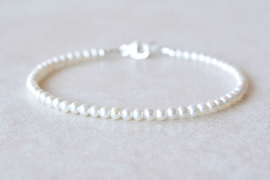 Stunning Freshwater Pearl Bracelet with Silver or Gold Clasp