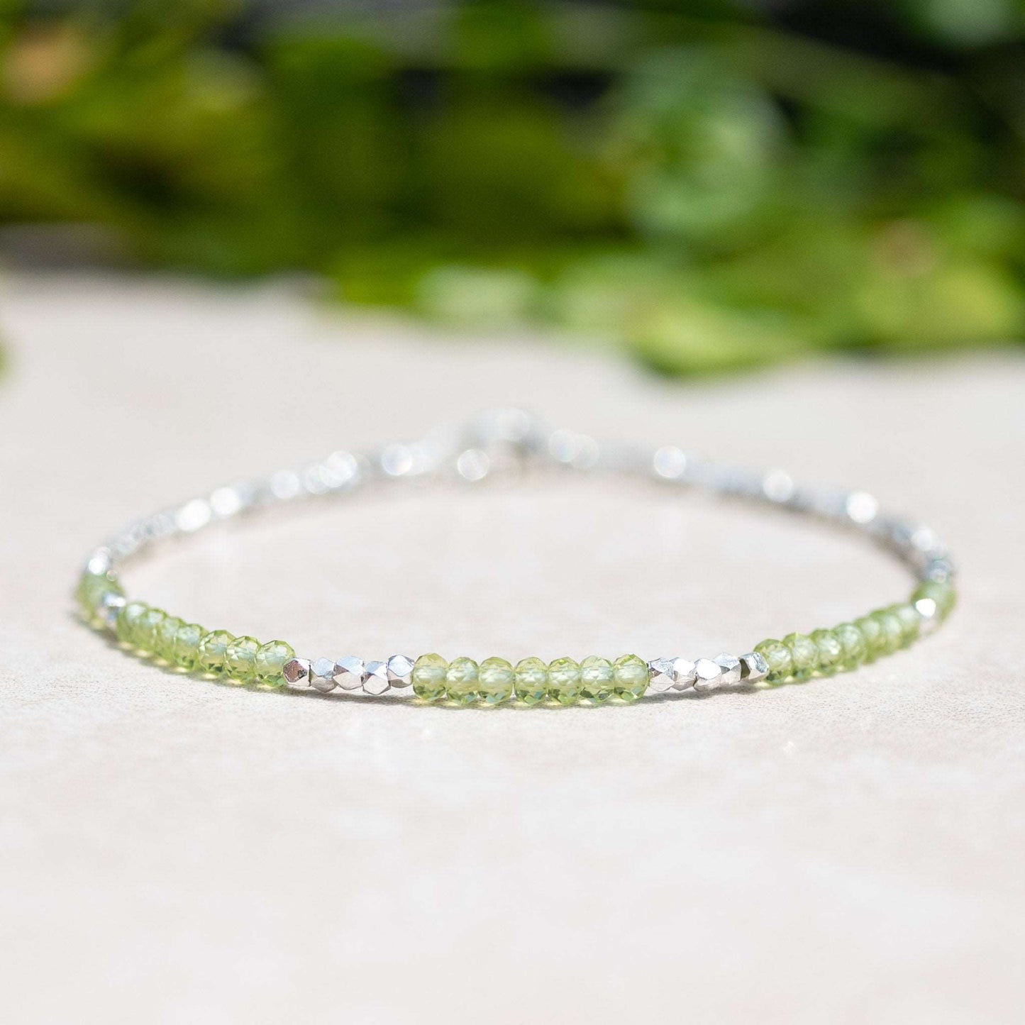 Handmade Peridot Gemstone Beaded Bracelet