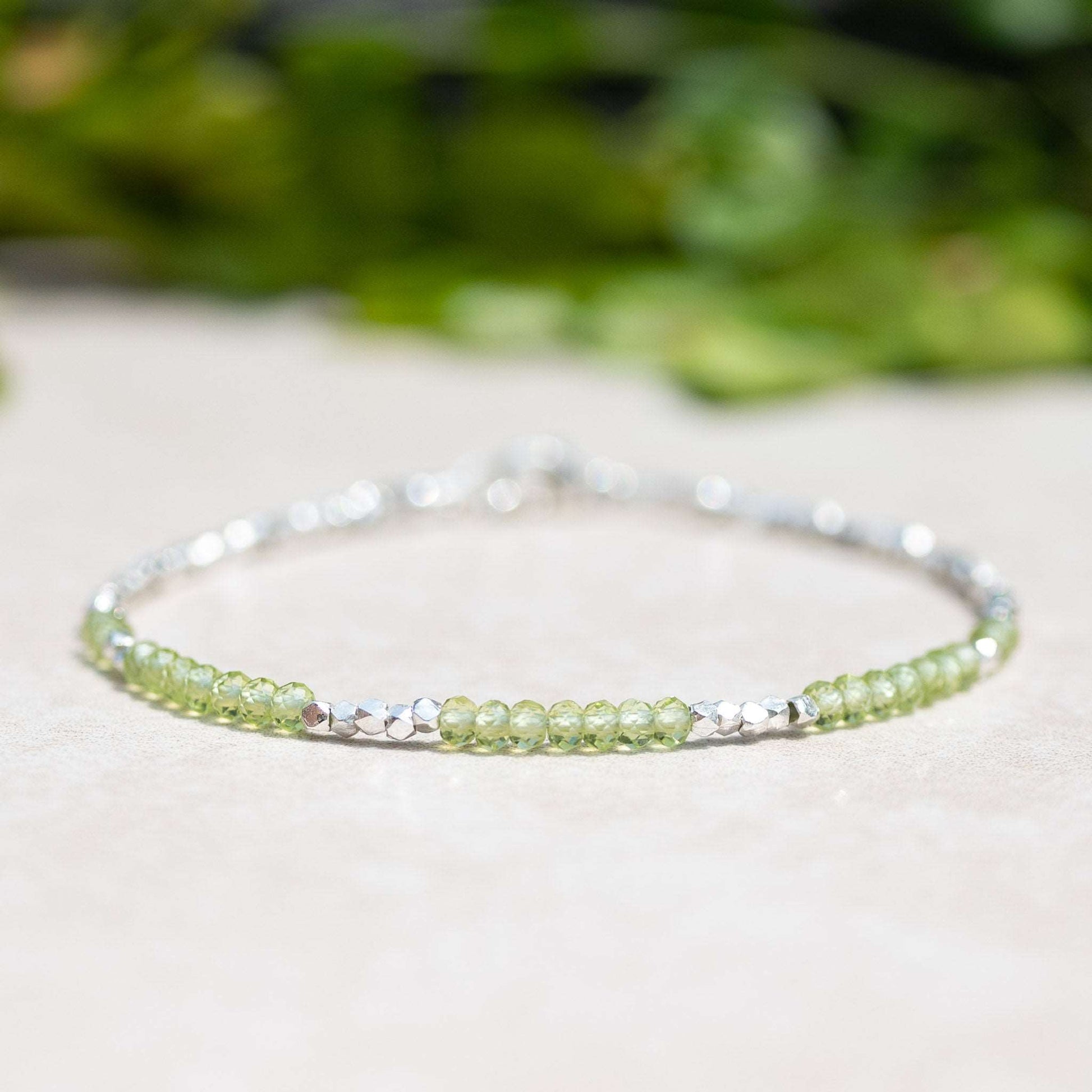 Handmade Peridot Gemstone Beaded Bracelet