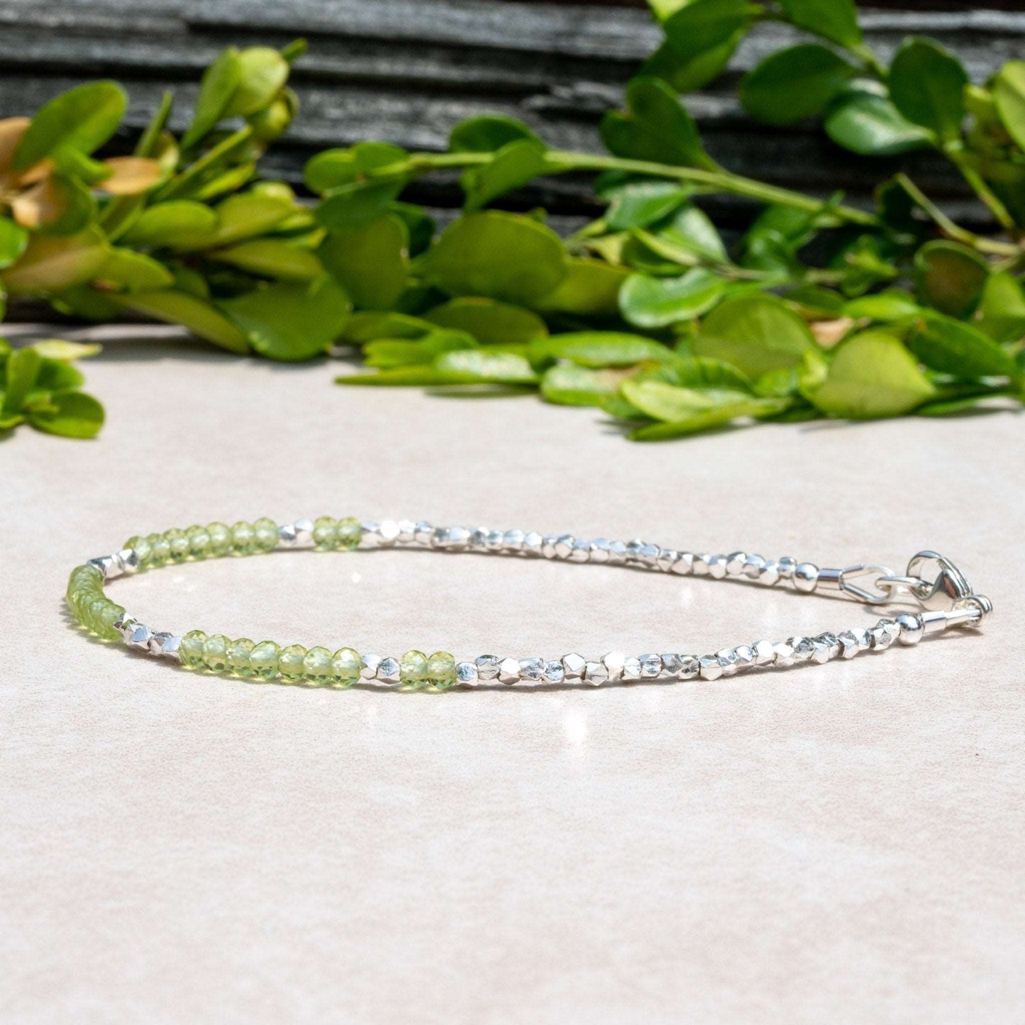 Handmade Peridot Gemstone Beaded Bracelet