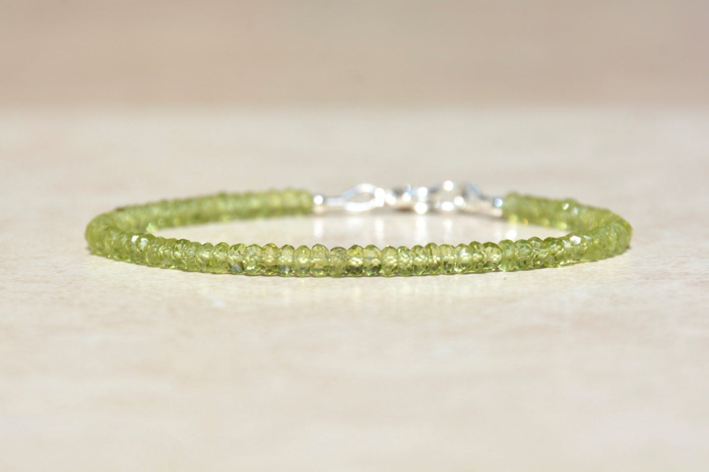 August Birthstone Beaded Bracelet - Peridot