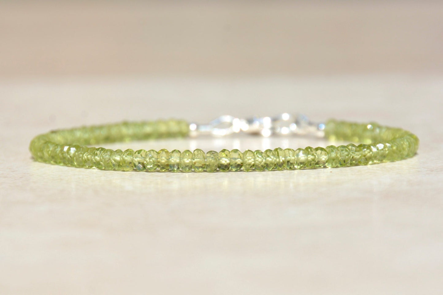 August Birthstone Beaded Bracelet - Peridot