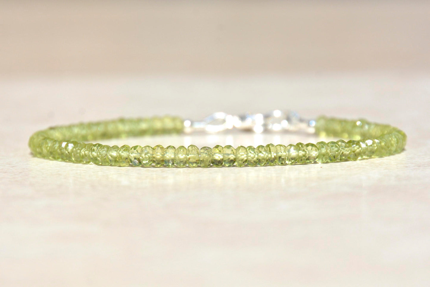 August Birthstone Beaded Bracelet - Peridot