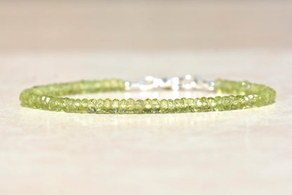 August Birthstone Beaded Bracelet - Peridot