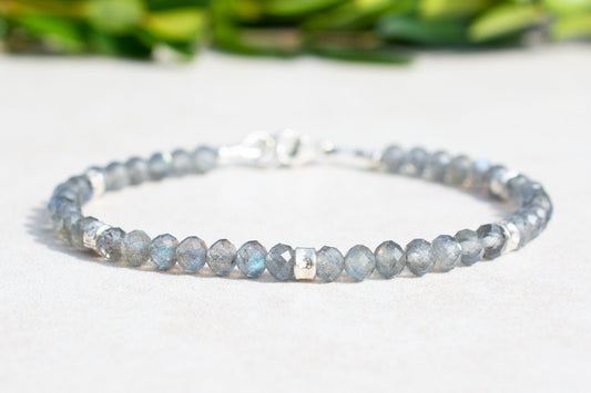 Labradorite & Silver Bead Bracelet